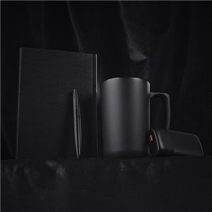 Alex Varga Elvarine Gift Set